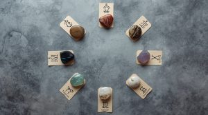 Камни зодиака — астрологический подбор минералов по знаку, цели и стихии